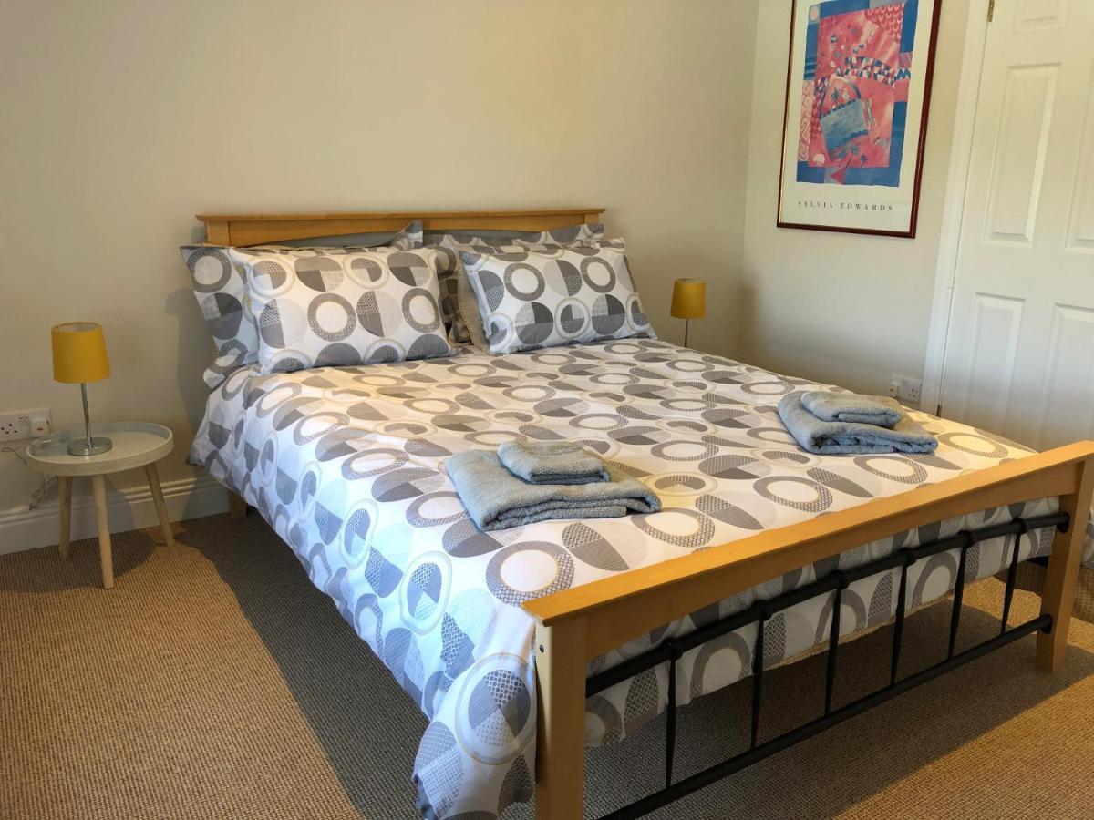 골웨이 Connemara Farmhouse 빌라 외부 사진